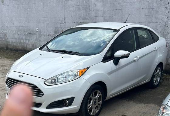 FORD FIESTA 1.6 SE SEDAN 16V FLEX 4P POWERSHIFT
